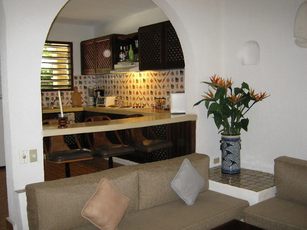 Hotel Condumel Condominiums Cozumel