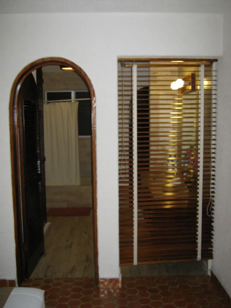 Hotel Condumel Condominiums Cozumel